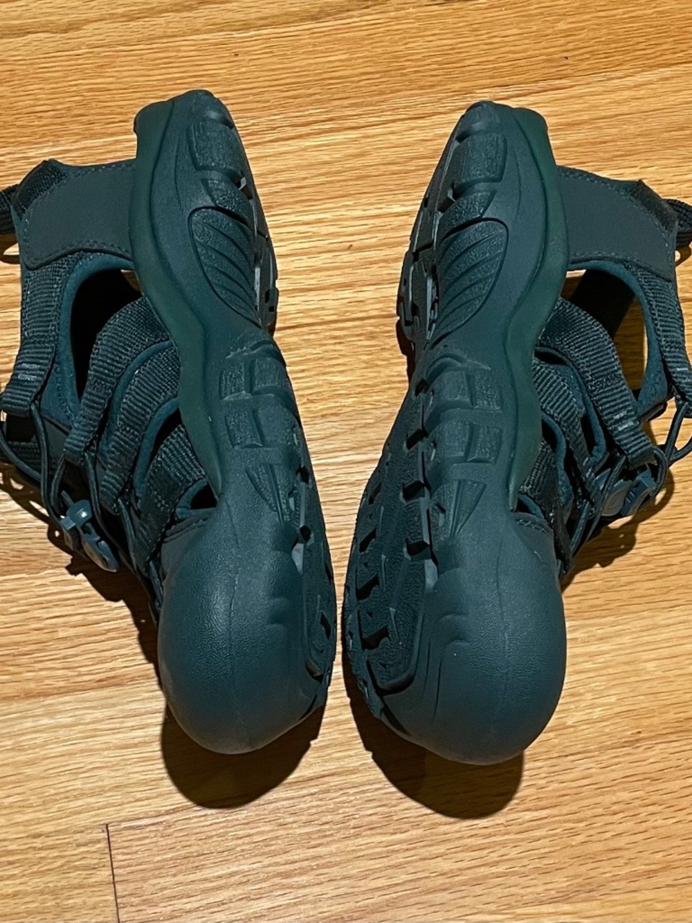 KEEN Waterproof Sandals Teal Women's Size 9 - Picture 2 of 6